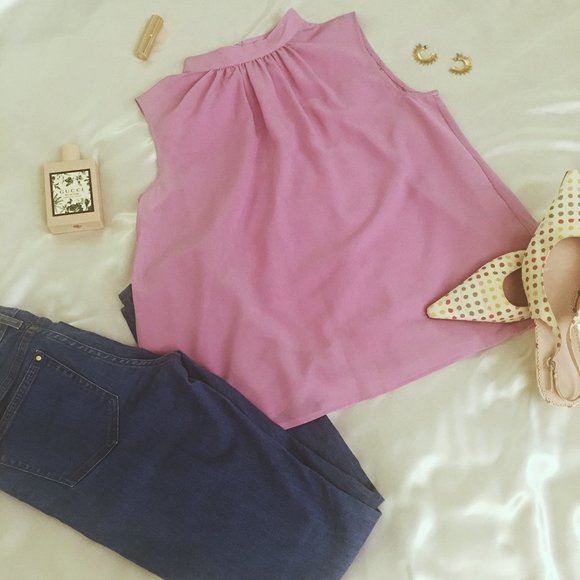 French Connection NWT Lilac Lavender Crepe Satin High Neck Sleeveless Blouse - Picture 2 of 10